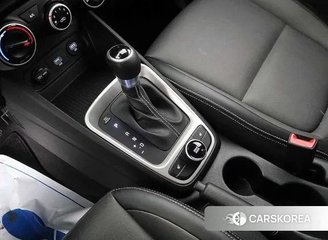 Hyundai Venue 2021 Черный из Кореи, фото 2