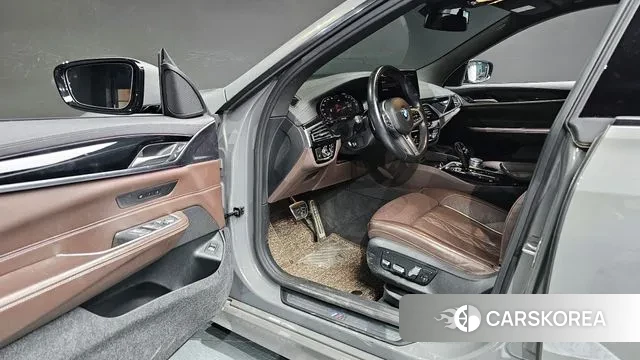 BMW 6 Series GT (G32) 2021 Серый из Кореи, фото 2