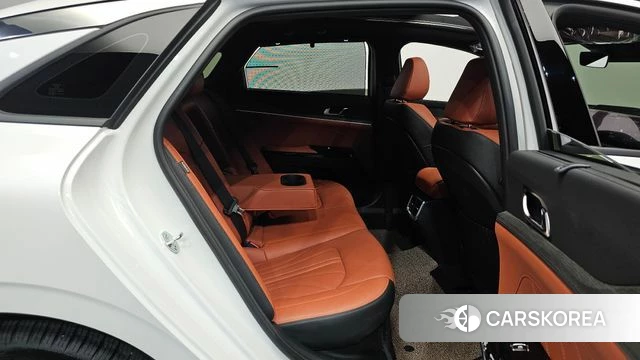 Kia The New K5 Hybrid 3rd generation 2025 Белый из Кореи, фото 2
