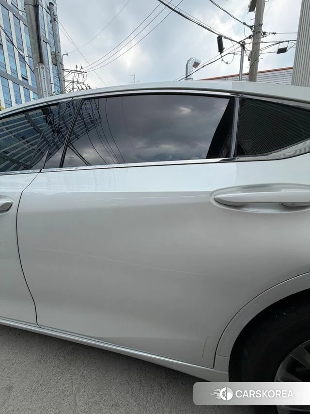 Lexus ES300h 7th generation 2023 Белый из Кореи, фото 2