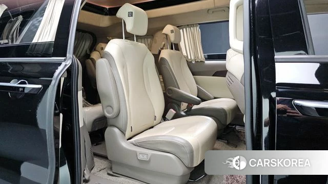 Kia Carnival 4th generation 2022 Черный из Кореи, фото 2