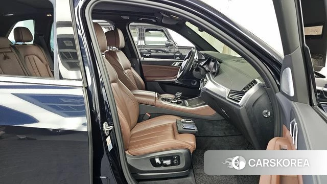 BMW X5 (G05) 2021 Черный из Кореи, фото 2
