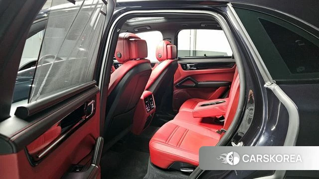 Porsche Cayenne (PO536) 2021 Черный из Кореи, фото 2