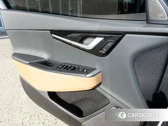 Kia EV6 2023 Белый из Кореи, фото 2