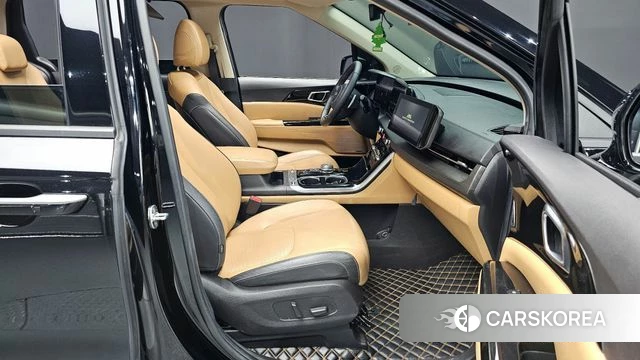 Kia Carnival 4th generation 2022 Черный из Кореи, фото 2