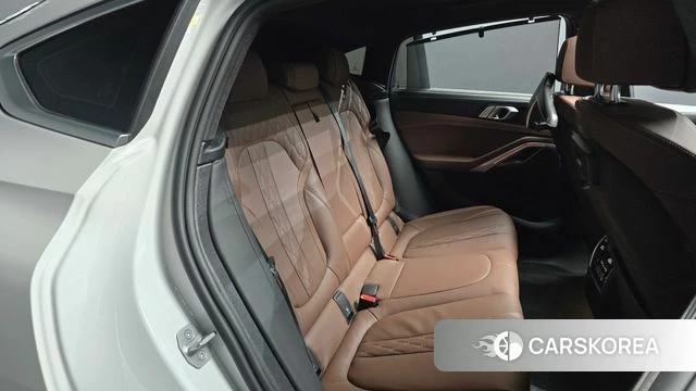 BMW X6 (G06) 2022 Белый из Кореи, фото 2