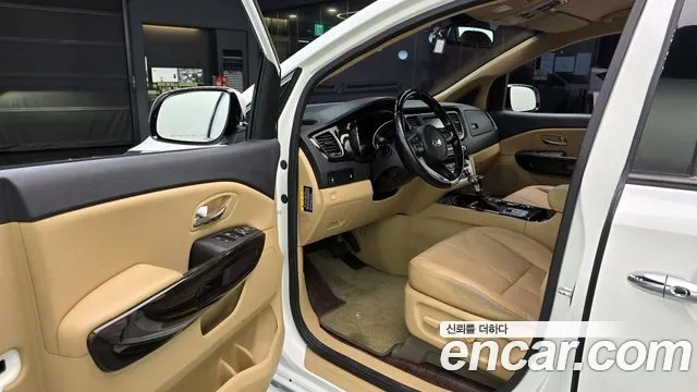 Kia The New Carnival 2018 Белый из Кореи, фото 2