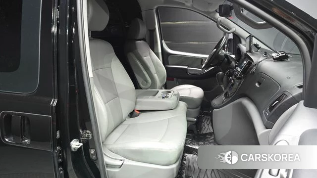 Hyundai The New Grand Starex 2020 Черный из Кореи, фото 2