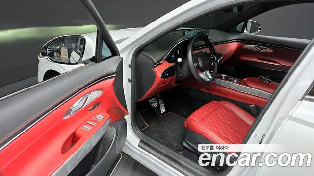 Genesis GV70 2023 Белый из Кореи, фото 2