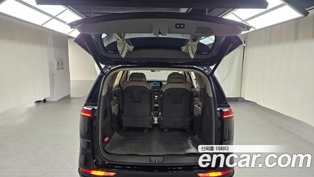 Kia Carnival 4th generation 2022 Черный из Кореи, фото 2