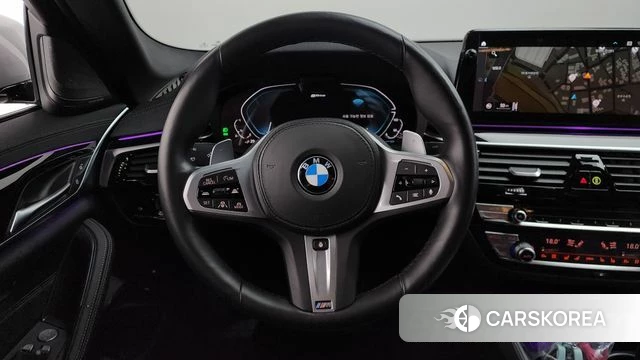 BMW 5 Series (G30) 2021 Серый из Кореи, фото 2