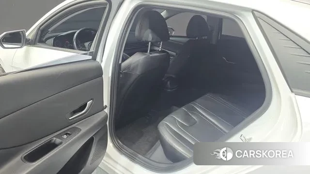 Hyundai Avante (CN7) 2022 Белый из Кореи, фото 2