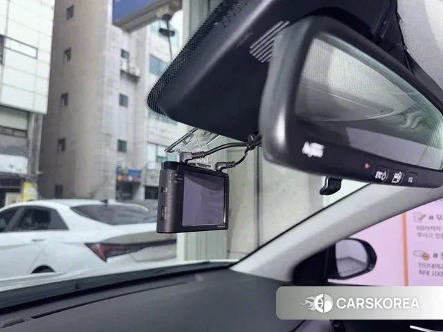 Kia Stonic 2018 Белый из Кореи, фото 2