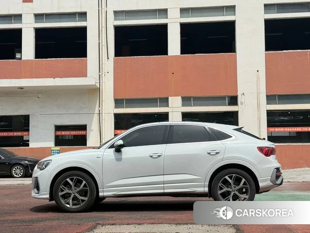 Audi Q3 Sportback 2021 Белый из Китая, фото 2