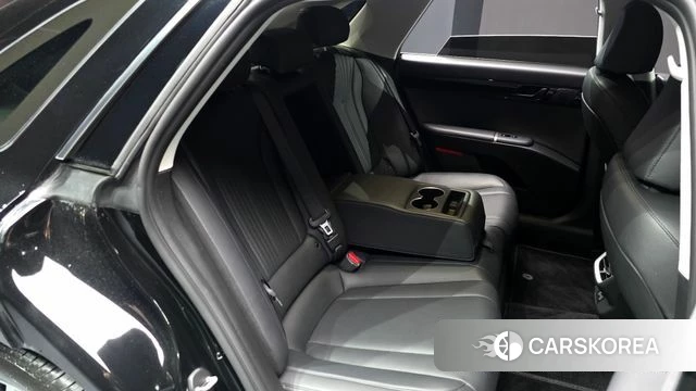 Hyundai Grandeur (GN7) 2023 Черный из Кореи, фото 2