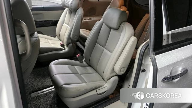 Kia The New Carnival 2018 Белый из Кореи, фото 2