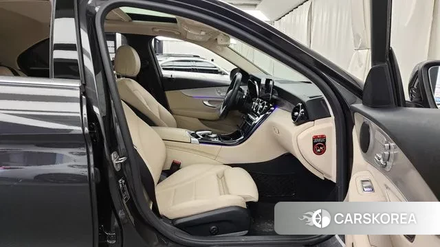 Mercedes-Benz C-Class W205 2020 Серый из Кореи, фото 2