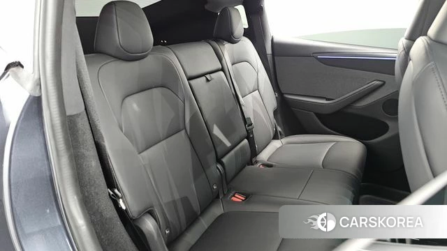 Tesla Model Y 2025 Серый из Кореи, фото 2