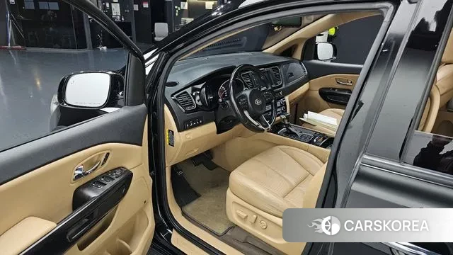 Kia All New Carnival 2018 Черный из Кореи, фото 2