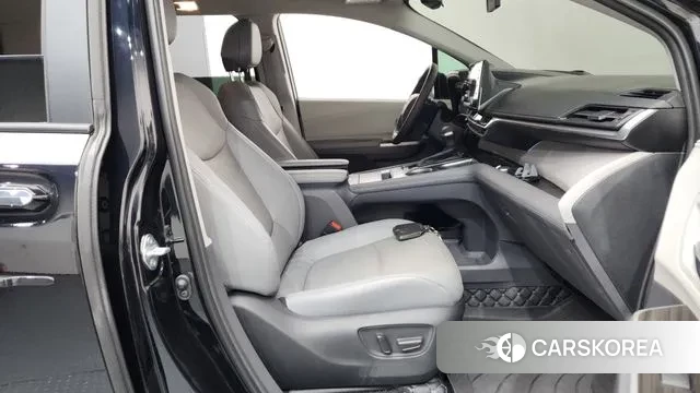 Toyota Sienna 4th Generation 2022 Черный из Кореи, фото 2