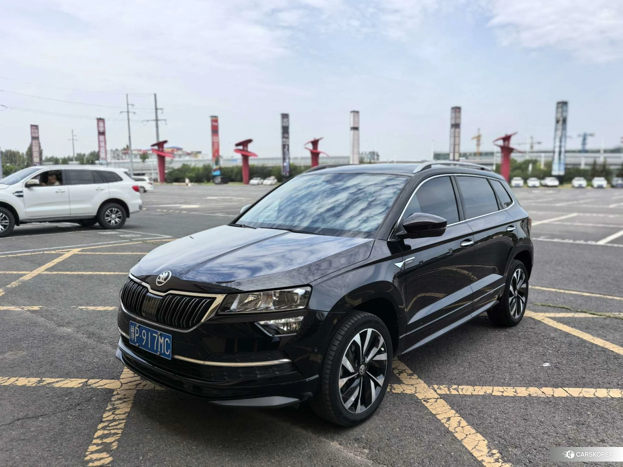 Skoda Krok 2022 Черный из Китая, фото 2