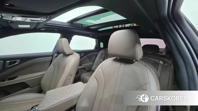 Kia K8 2023 Черный из Кореи, фото 2