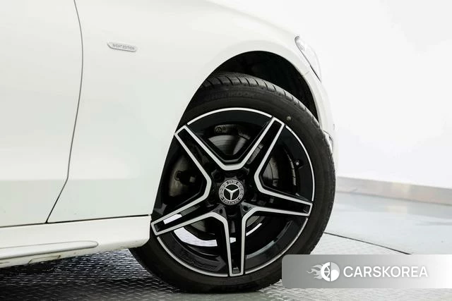 Mercedes-Benz Class C 2022 Белый из Китая, фото 2
