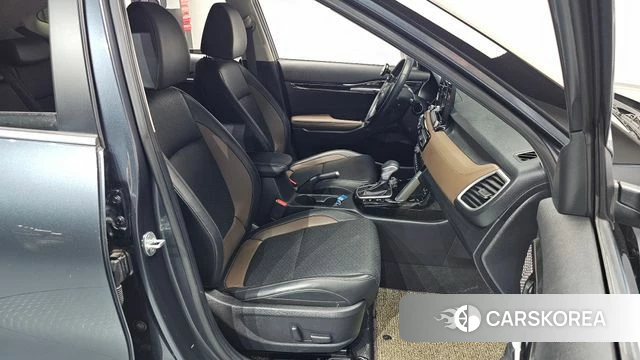 Kia Seltos 2020 Серый из Кореи, фото 2