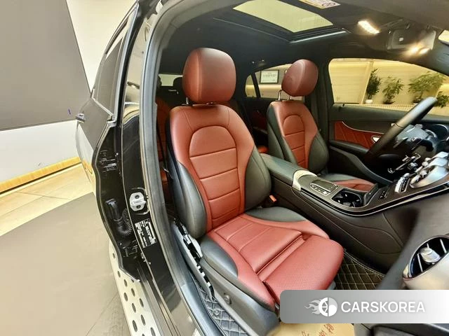 Mercedes-Benz GLC Coupe 2021 Черный из Китая, фото 2