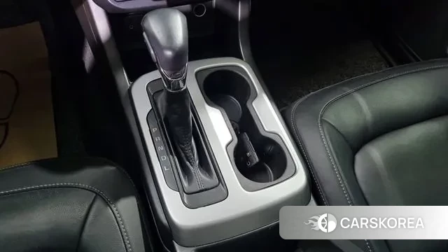 Chevrolet (GM Daewoo) Real New Colorado 2022 Белый из Кореи, фото 2