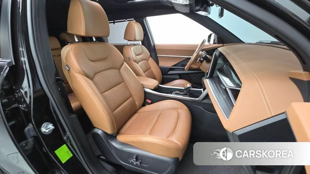 Ssangyong Torres 2022 Черный из Кореи, фото 2