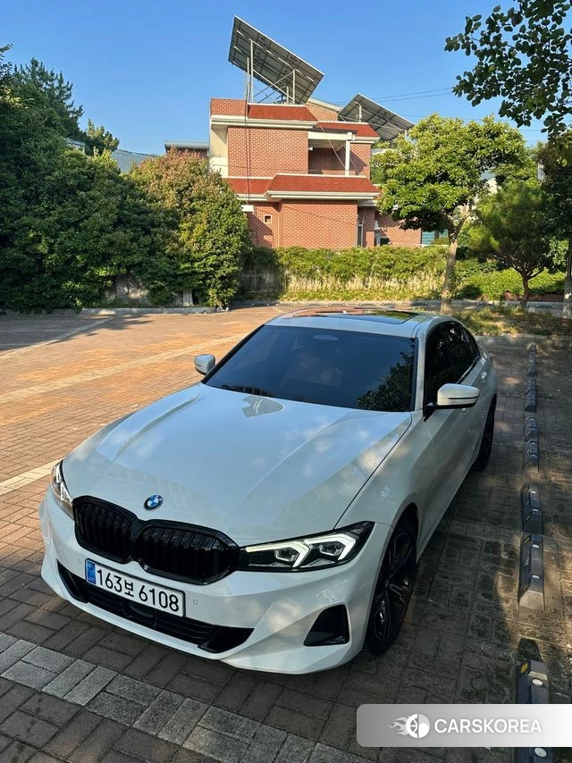 BMW 3 Series (G20) 2023 Белый из Кореи, фото 2
