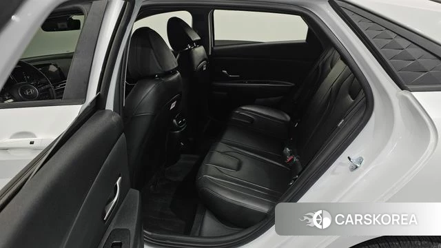 Hyundai The New Avante (CN7) 2024 Белый из Кореи, фото 2