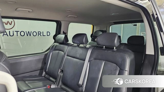 Hyundai Staria 2022 Белый из Кореи, фото 2