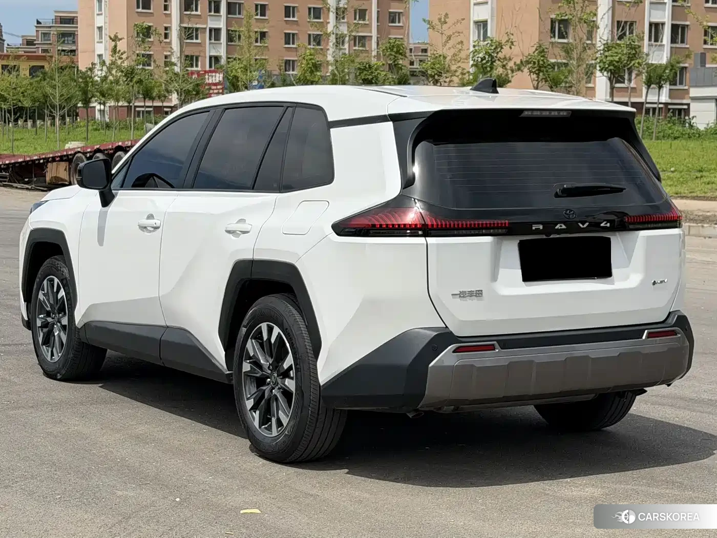 Toyota RAV4 2026 Белый из Китая, фото 2