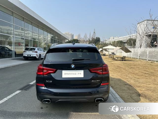 BMW X3 2021 Черный из Китая, фото 2