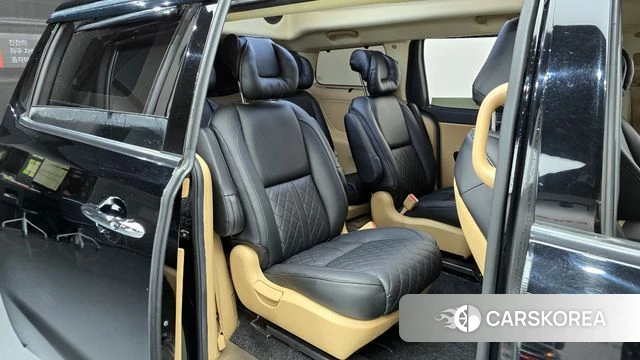 Kia The New Carnival 2020 Черный из Кореи, фото 2