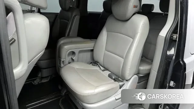 Hyundai The New Grand Starex 2018 Черный из Кореи, фото 2