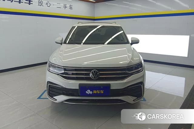 Volkswagen Tiguan L 2023 Белый из Китая, фото 2