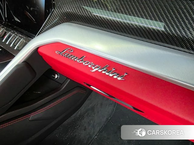 Lamborghini Urus 2020 Черный из Кореи, фото 2