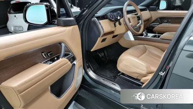 Land Rover Range Rover 5th Generation 2024 Темно-зеленый из Кореи, фото 2