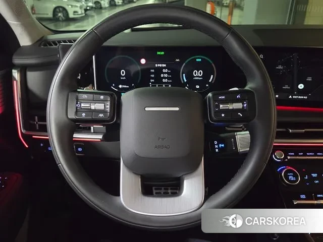 Hyundai Santa Fe (MX5) 2024 Черный из Кореи, фото 2