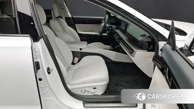 Hyundai Grandeur Hybrid (GN7) 2025 Белый из Кореи, фото 2