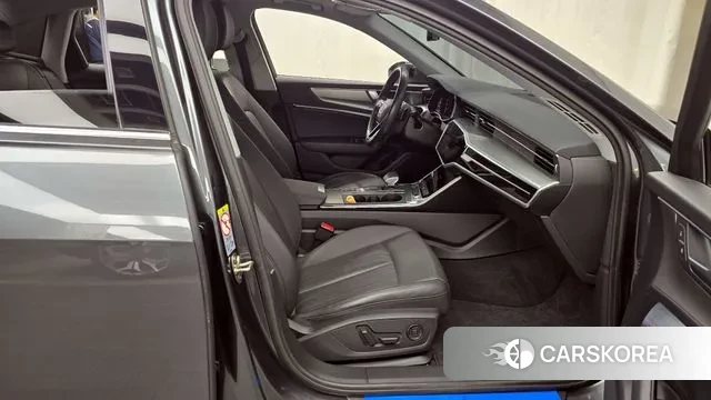 Audi A6 (C8) 2021 Серый из Кореи, фото 2