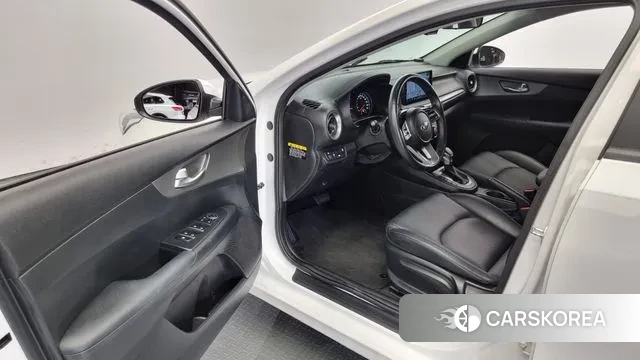 Kia Come New K3 2021 Белый из Кореи, фото 2