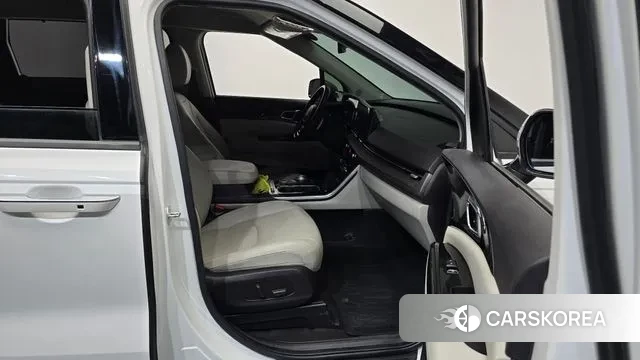 Kia Carnival 4th generation 2023 Белый из Кореи, фото 2