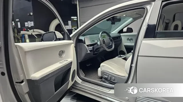 Hyundai Ionic 5 2021 Серебристо-серый из Кореи, фото 2