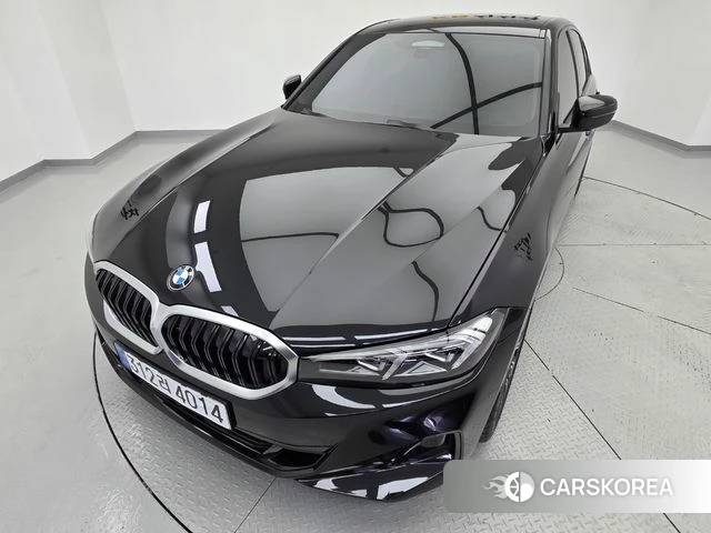 BMW 3 Series (G20) 2025 Черный из Кореи, фото 2