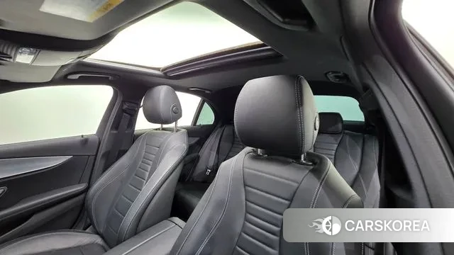 Mercedes-Benz E-Class W213 2020 Белый из Кореи, фото 2