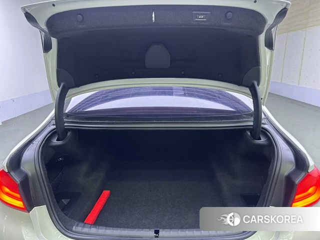 BMW 5 series id 3888949 из Китая 2
